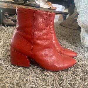 Vagabond Leather Boots